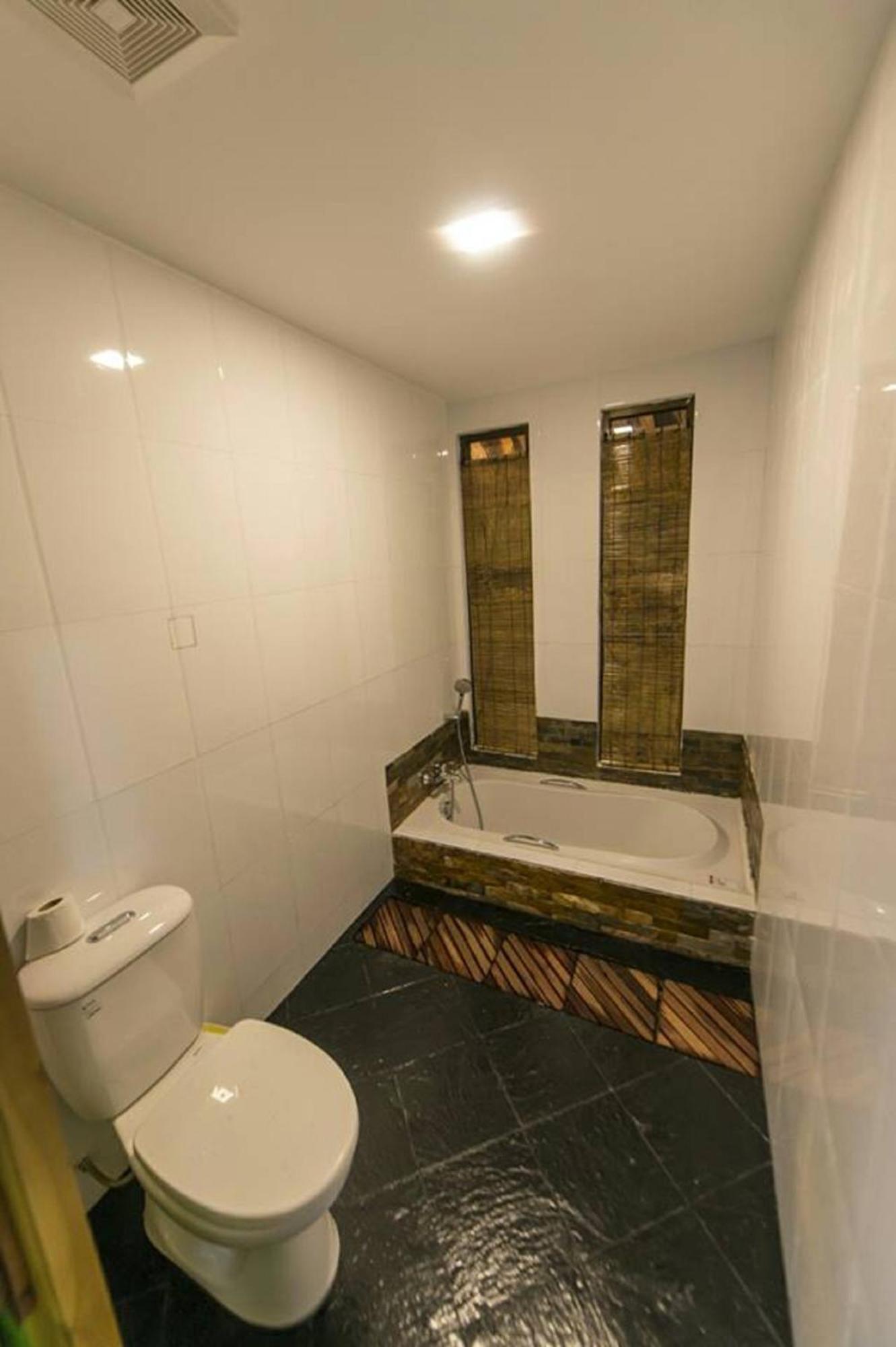 Hotel Queen Jamadevi Mawlamyine Luaran gambar
