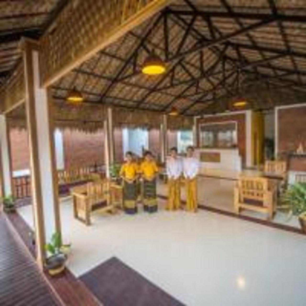 Hotel Queen Jamadevi Mawlamyine Luaran gambar